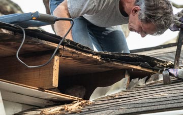 common causes of Minffordd fascia damage